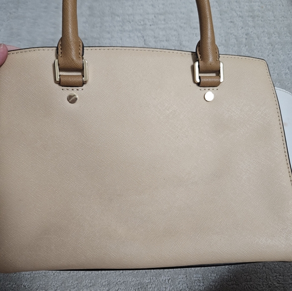 Michael Kors Purse Selma Purse Beige / Cream - Picture 4 of 16